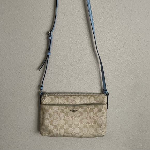 Coach Handbags - Coach Crossbody Bag